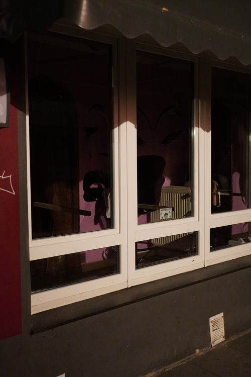Herberstraße Reeperbahn. Maskenpflicht. Geschlossen im Lockdown. Prostitution. Nachts